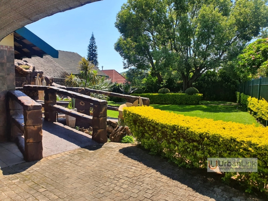 4 Bedroom Property for Sale in Safari Gardens North West